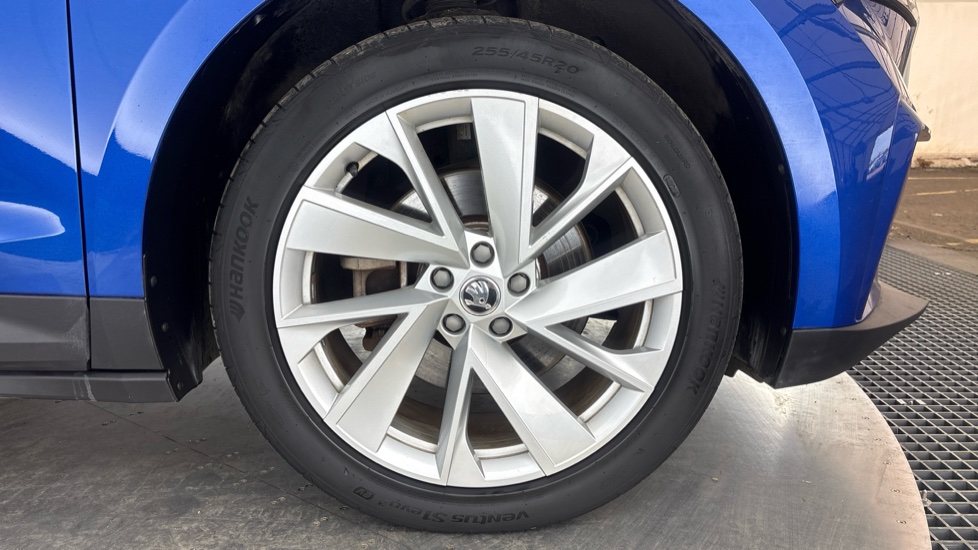 SKODA ENYAQ IV ESTATE 150kW 80 Loft 82kWh 5dr [125kW]