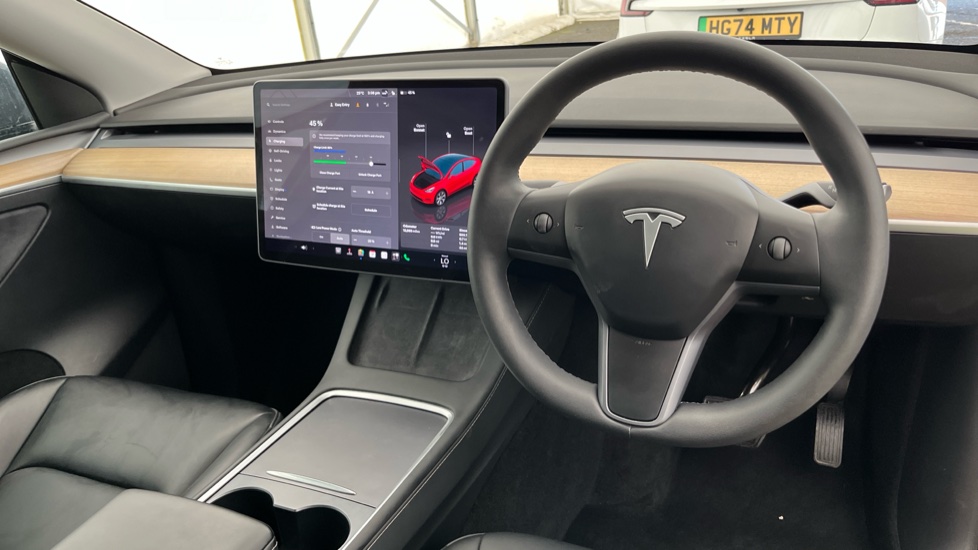 TESLA MODEL Y Image 9
