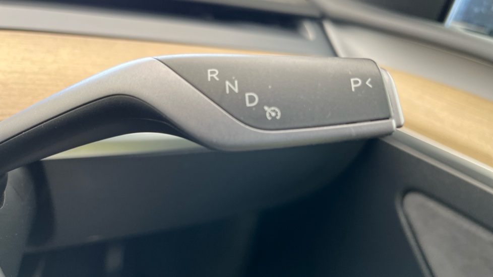 TESLA MODEL Y cruise control