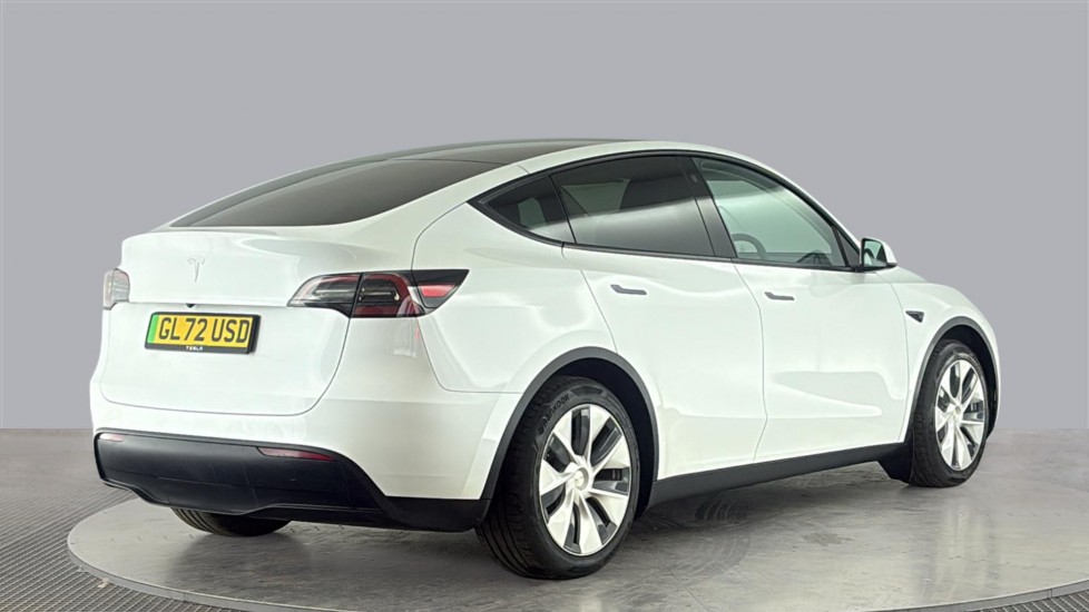 TESLA MODEL Y Image 5
