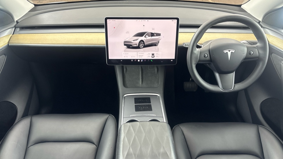 TESLA MODEL Y Image 11