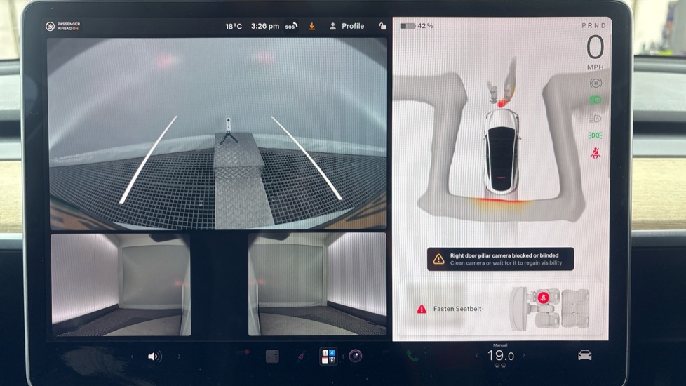 TESLA MODEL Y Reverse camera