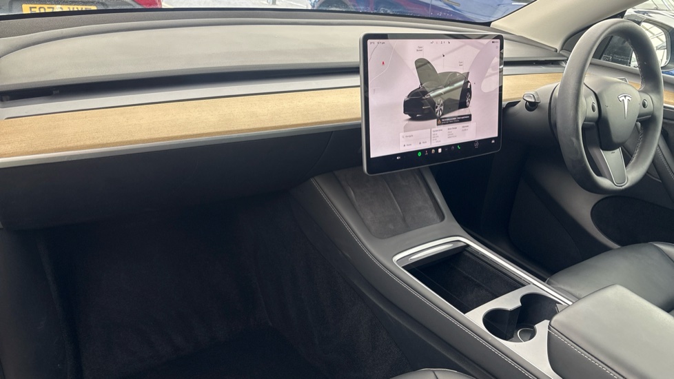 TESLA MODEL Y Image 10