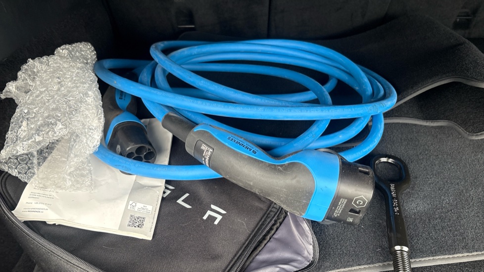 TESLA MODEL Y Image 22