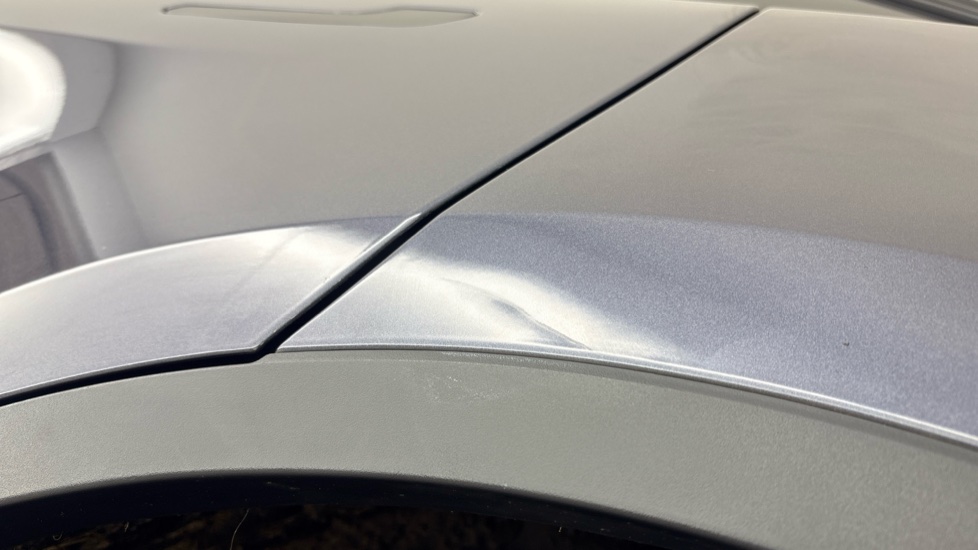 TESLA MODEL Y HATCHBACK RWD 5dr Auto