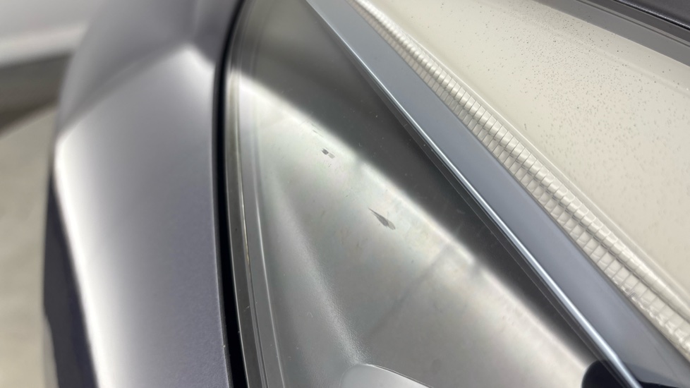 TESLA MODEL Y HATCHBACK RWD 5dr Auto