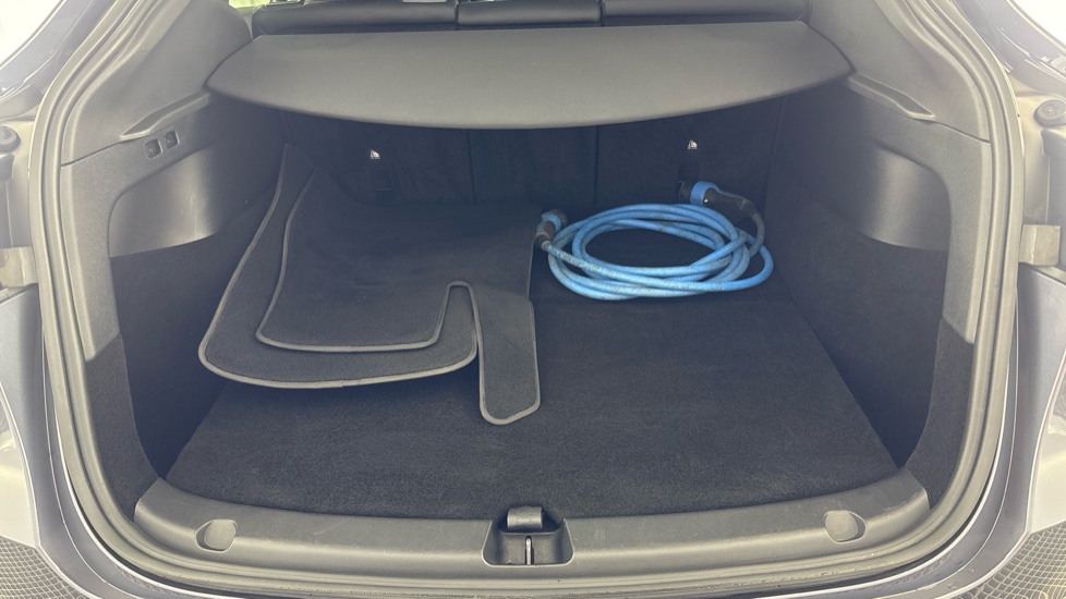TESLA MODEL Y HATCHBACK RWD 5dr Auto