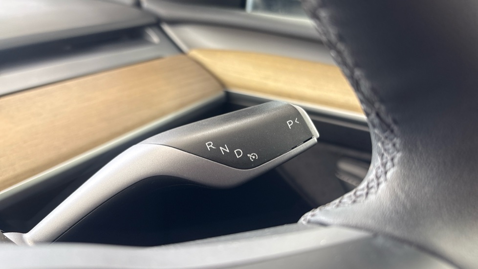 TESLA MODEL Y Cruise control