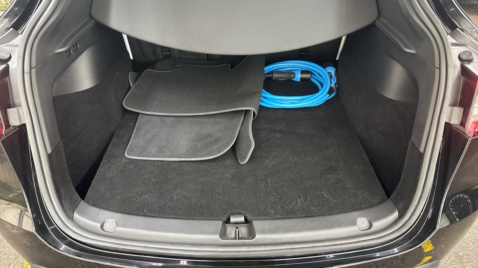 TESLA MODEL Y HATCHBACK Long Range AWD 5dr Auto