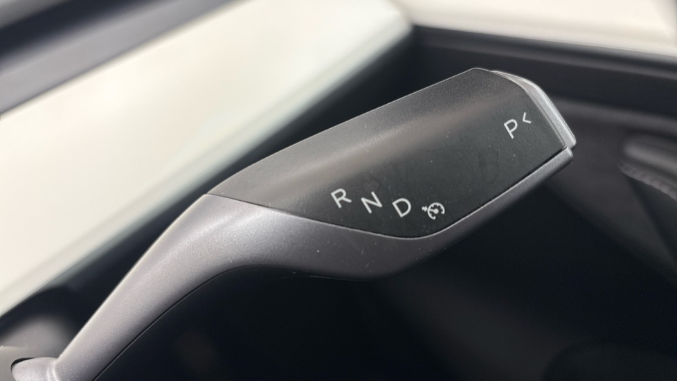 TESLA MODEL Y HATCHBACK Long Range AWD 5dr Auto