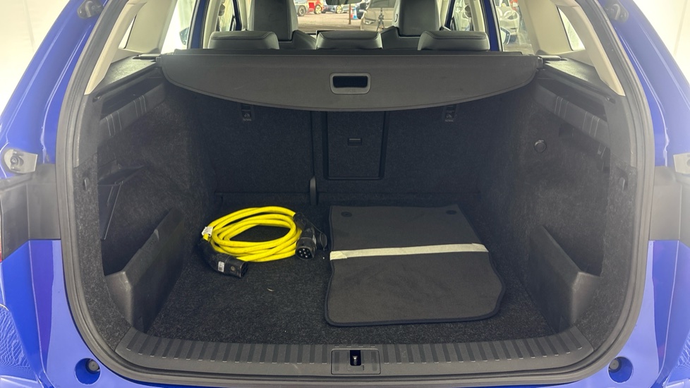 SKODA ENYAQ IV ESTATE 150kW 80 Loft 82kWh 5dr Auto [125kW]