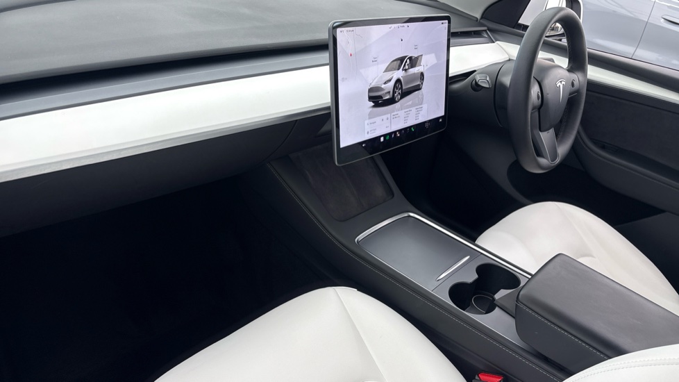 TESLA MODEL Y HATCHBACK Long Range AWD 5dr Auto