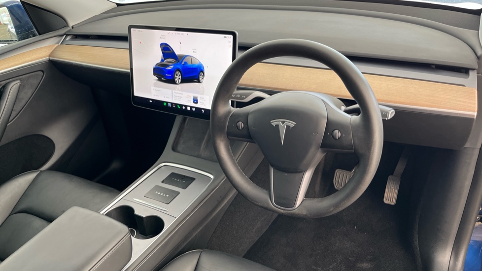 TESLA MODEL Y Image 9