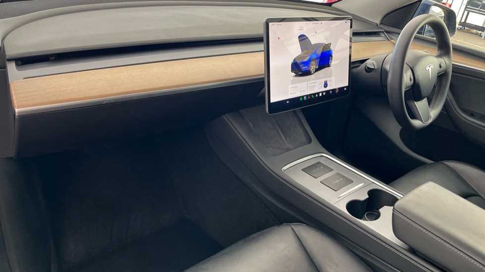 TESLA MODEL Y Image 10