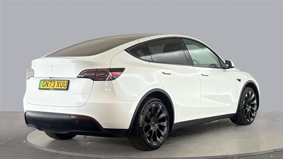TESLA MODEL Y Image 5