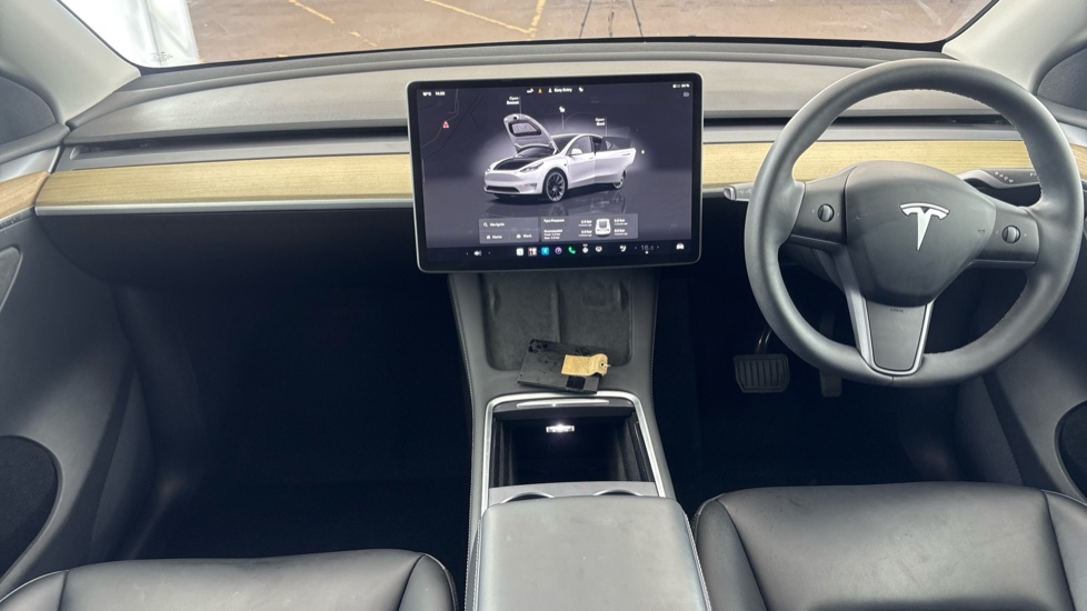 TESLA MODEL Y Image 11