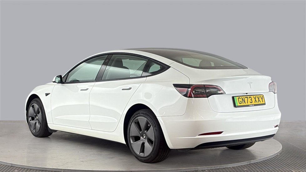 TESLA MODEL 3 Image 3