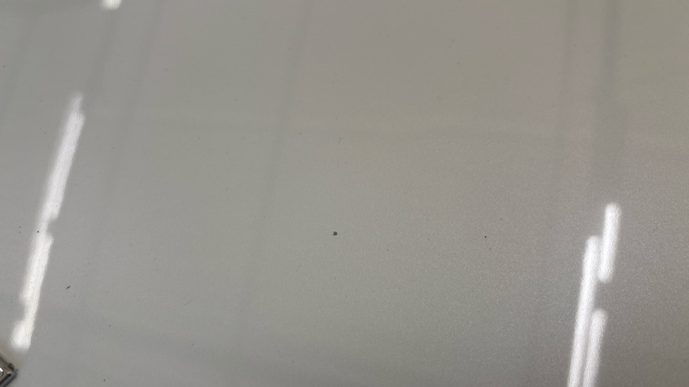 TESLA MODEL 3 Multiple chips
