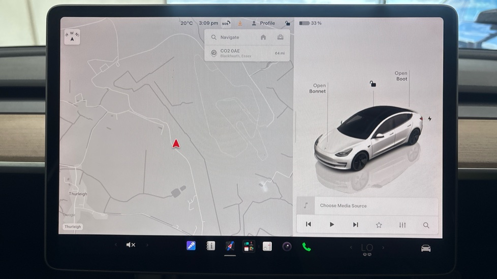 TESLA MODEL 3 Image 12