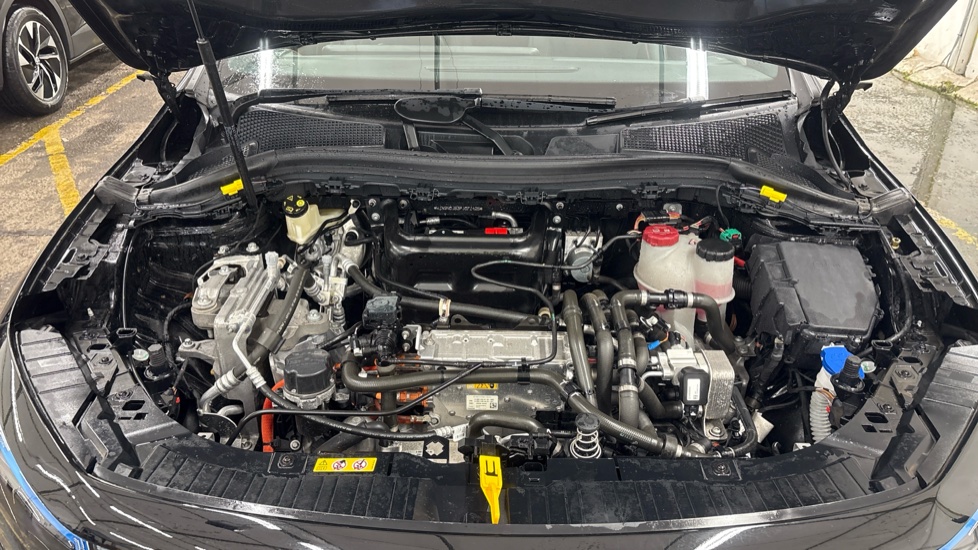 MERCEDES-BENZ EQA HATCHBACK EQA 300 4Matic 168kW AMG Line 66.5kWh 5dr Auto