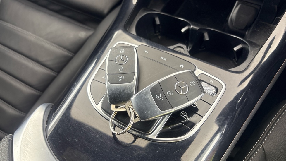 MERCEDES-BENZ EQC ESTATE EQC 400 300kW AMG Line 80kWh 5dr Auto