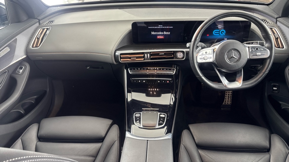 MERCEDES EQC Image 11