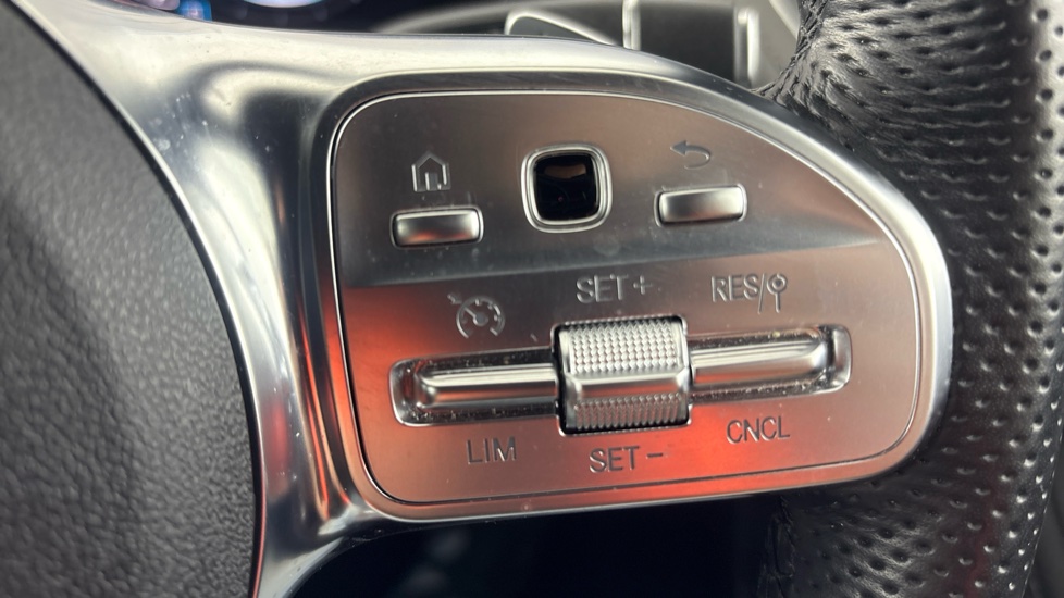 MERCEDES EQC cruise control
