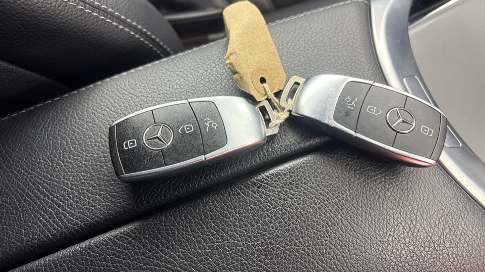 MERCEDES-BENZ EQC ESTATE EQC 400 300kW AMG Line 80kWh 5dr Auto