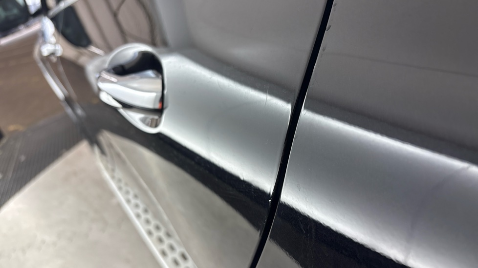 MERCEDES-BENZ EQC ESTATE EQC 400 300kW AMG Line 80kWh 5dr Auto