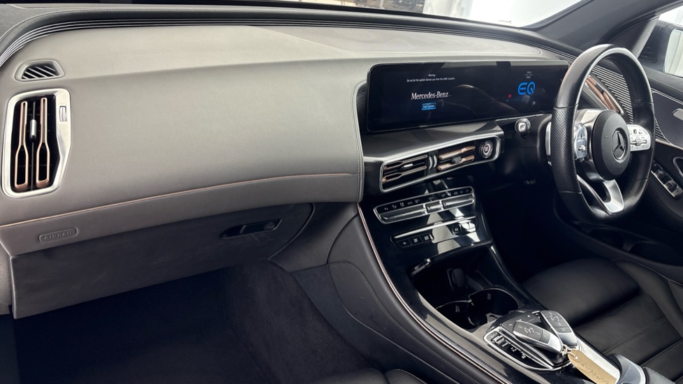 MERCEDES-BENZ EQC ESTATE EQC 400 300kW AMG Line 80kWh 5dr Auto