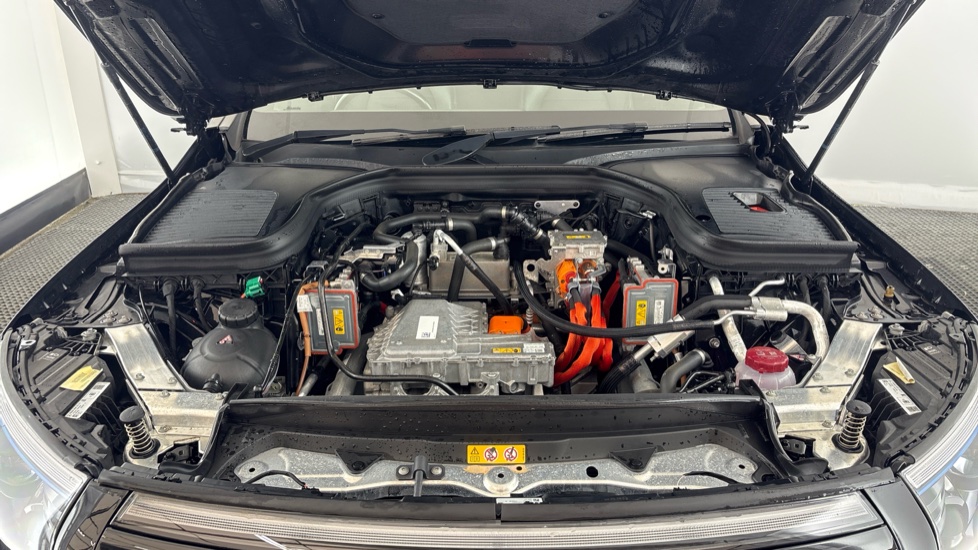 MERCEDES-BENZ EQC ESTATE EQC 400 300kW AMG Line 80kWh 5dr Auto