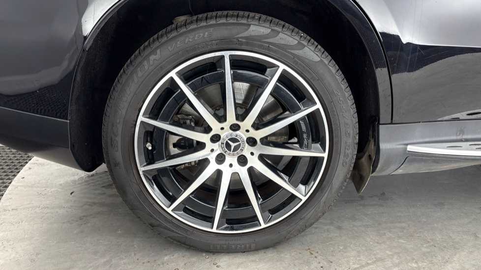 MERCEDES-BENZ EQC ESTATE EQC 400 300kW AMG Line 80kWh 5dr Auto