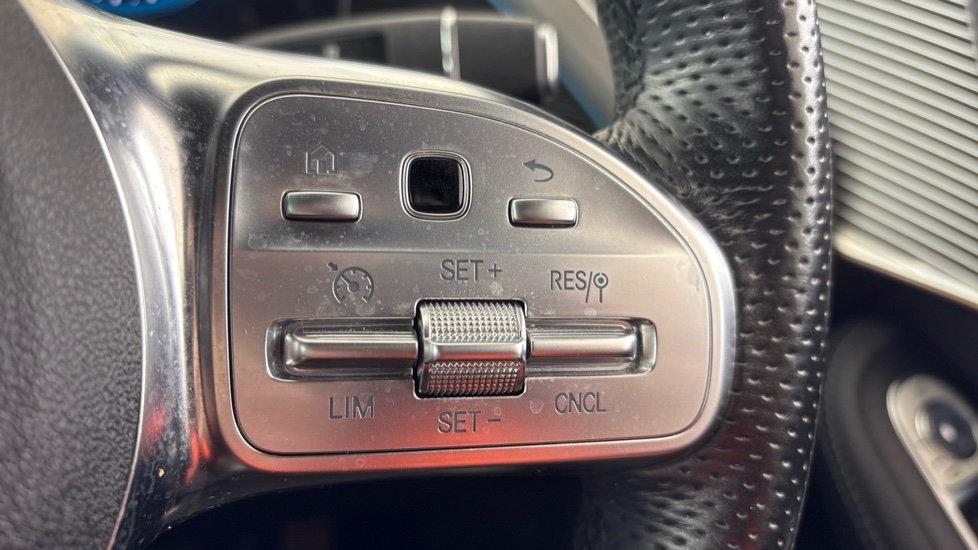 MERCEDES-BENZ EQC ESTATE EQC 400 300kW AMG Line 80kWh 5dr Auto