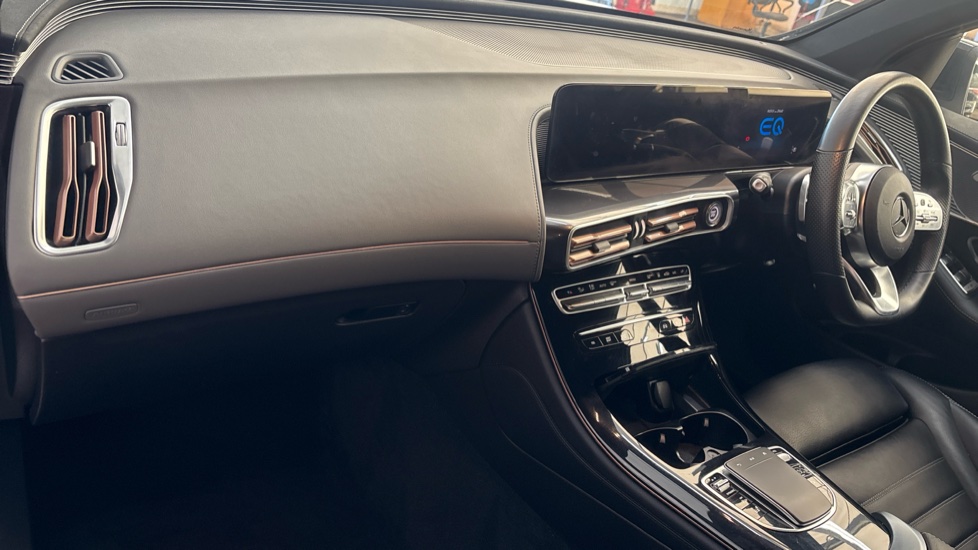 MERCEDES-BENZ EQC ESTATE EQC 400 300kW AMG Line 80kWh 5dr Auto