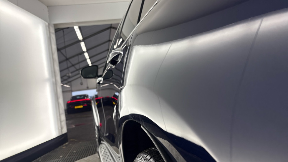 MERCEDES-BENZ EQC ESTATE EQC 400 300kW AMG Line 80kWh 5dr Auto
