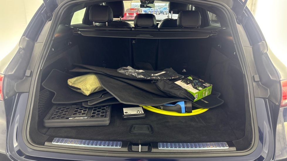 MERCEDES-BENZ EQC ESTATE EQC 400 300kW AMG Line 80kWh 5dr Auto