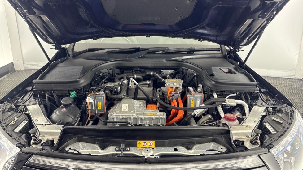 MERCEDES-BENZ EQC ESTATE EQC 400 300kW AMG Line 80kWh 5dr Auto