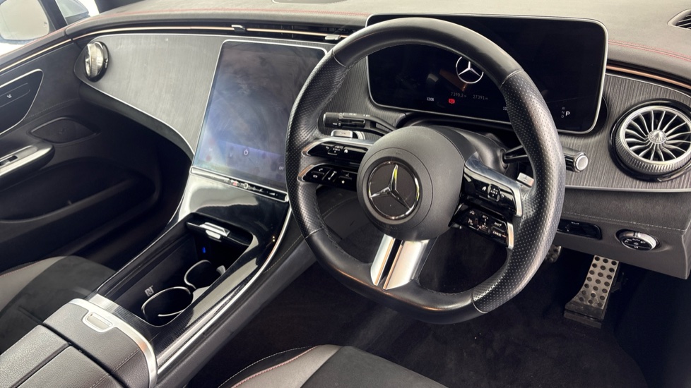 MERCEDES-BENZ EQE SALOON EQE 300 180kW AMG Line 89kWh 4dr Auto