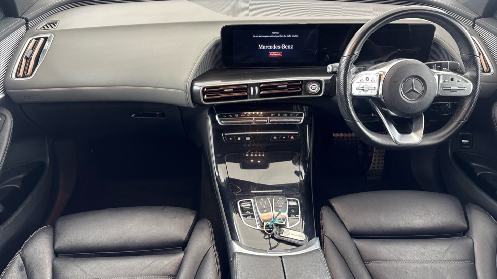 MERCEDES EQC Image 11