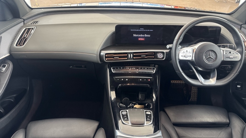 MERCEDES EQC Image 11