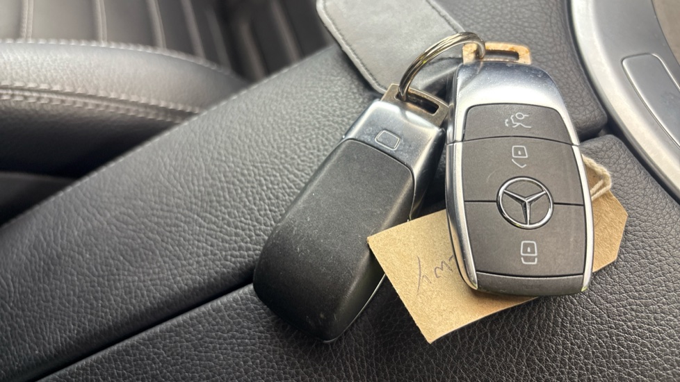 MERCEDES EQC two keys