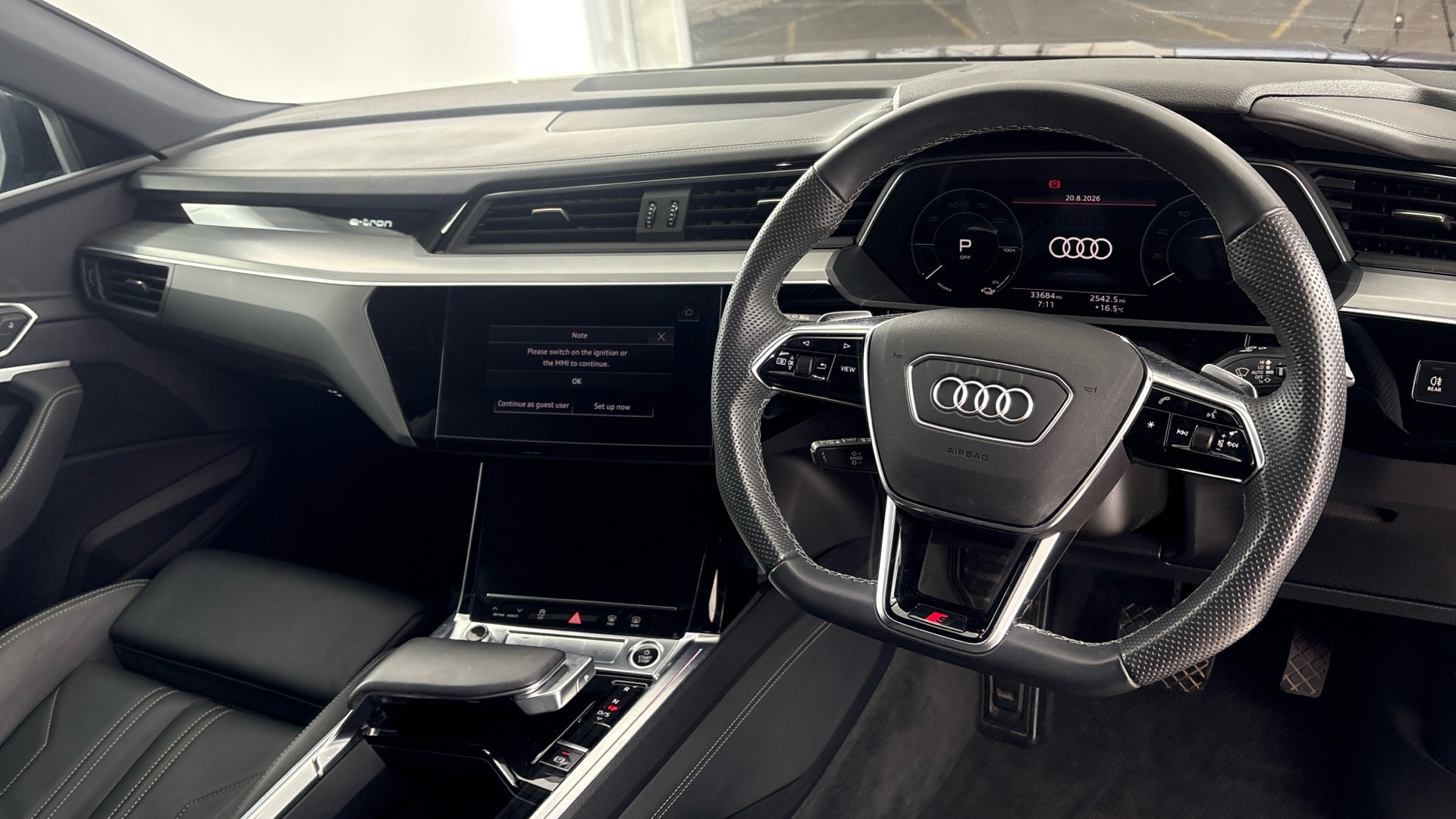 AUDI E-TRON E-TRON ESTATE 230kW 50 Quattro 71kWh Black Ed 5dr Auto [C+S]