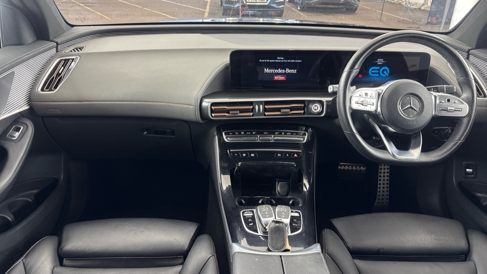 MERCEDES EQC Image 11