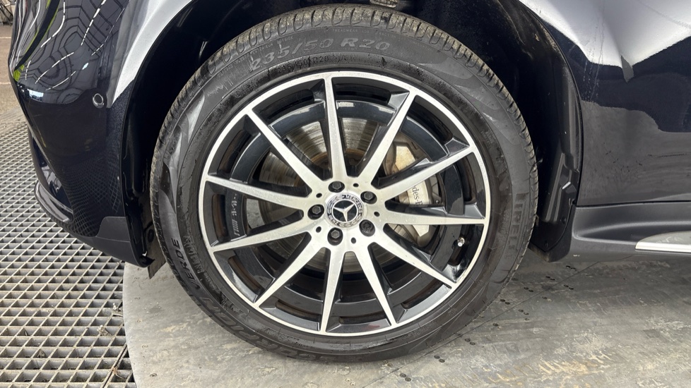 MERCEDES-BENZ EQC ESTATE EQC 400 300kW AMG Line 80kWh 5dr Auto