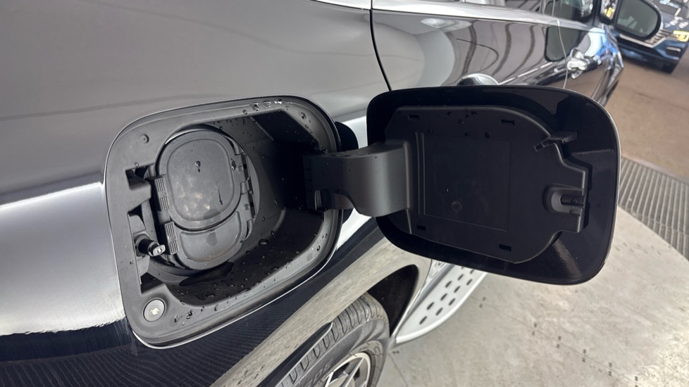 MERCEDES-BENZ EQC ESTATE EQC 400 300kW AMG Line 80kWh 5dr Auto