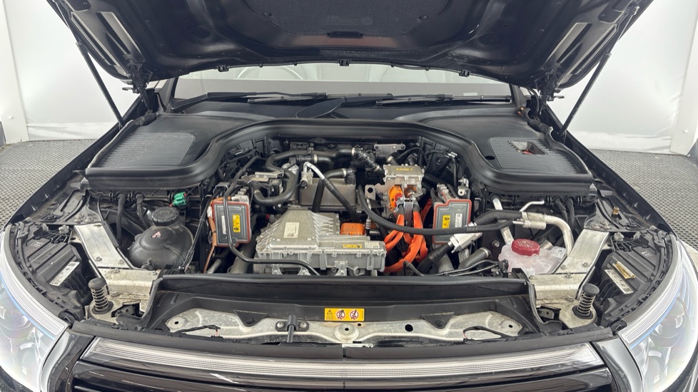 MERCEDES-BENZ EQC ESTATE EQC 400 300kW AMG Line 80kWh 5dr Auto