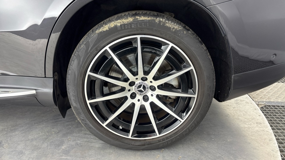 MERCEDES-BENZ EQC ESTATE EQC 400 300kW AMG Line 80kWh 5dr Auto