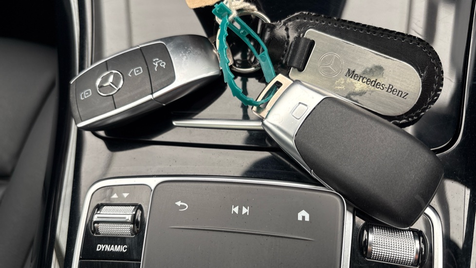 MERCEDES-BENZ EQC ESTATE EQC 400 300kW AMG Line Premium Plus 80kWh 5dr Auto