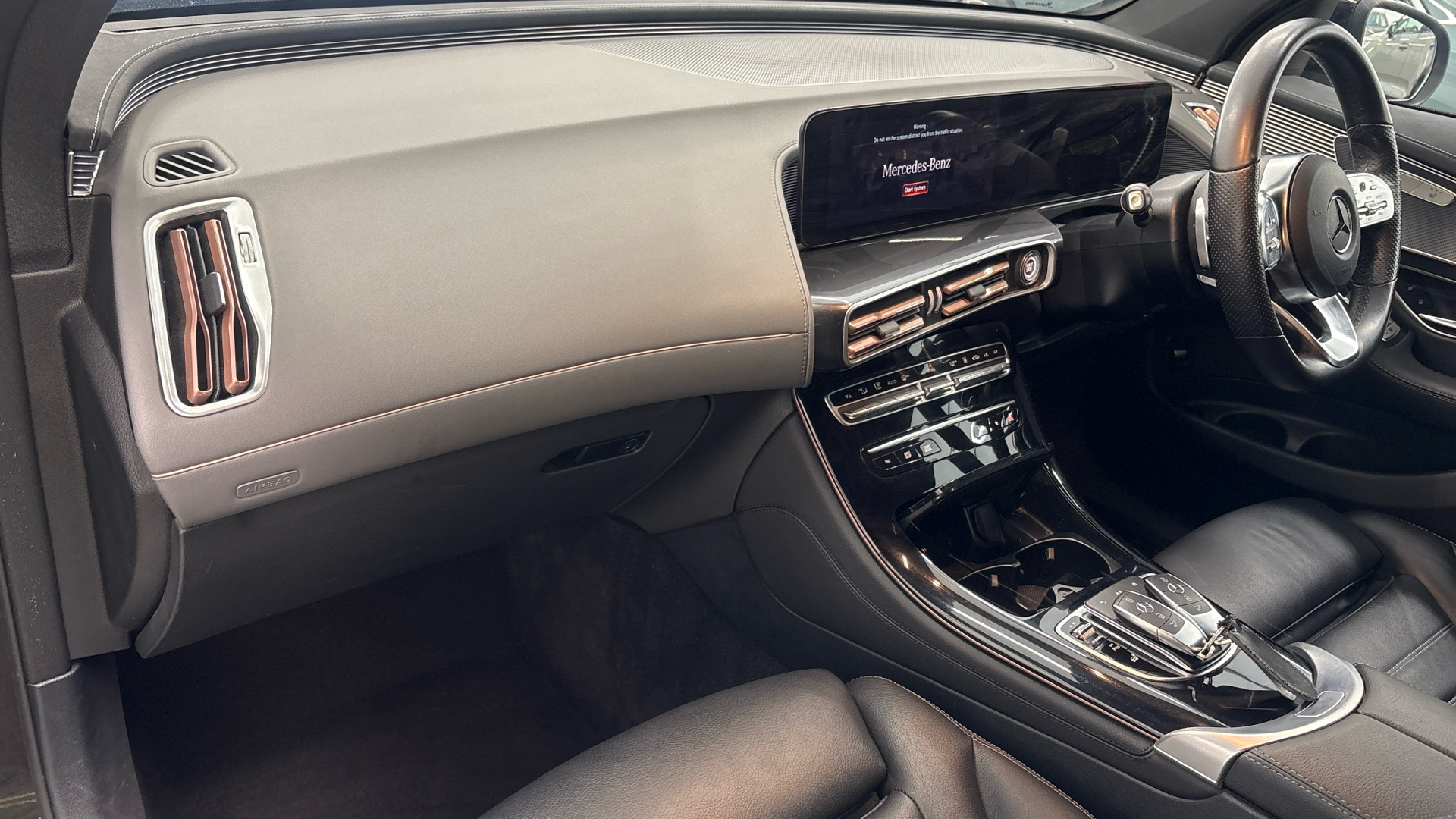 MERCEDES EQC EQC ESTATE EQC 400 300kW AMG Line 80kWh 5dr Auto