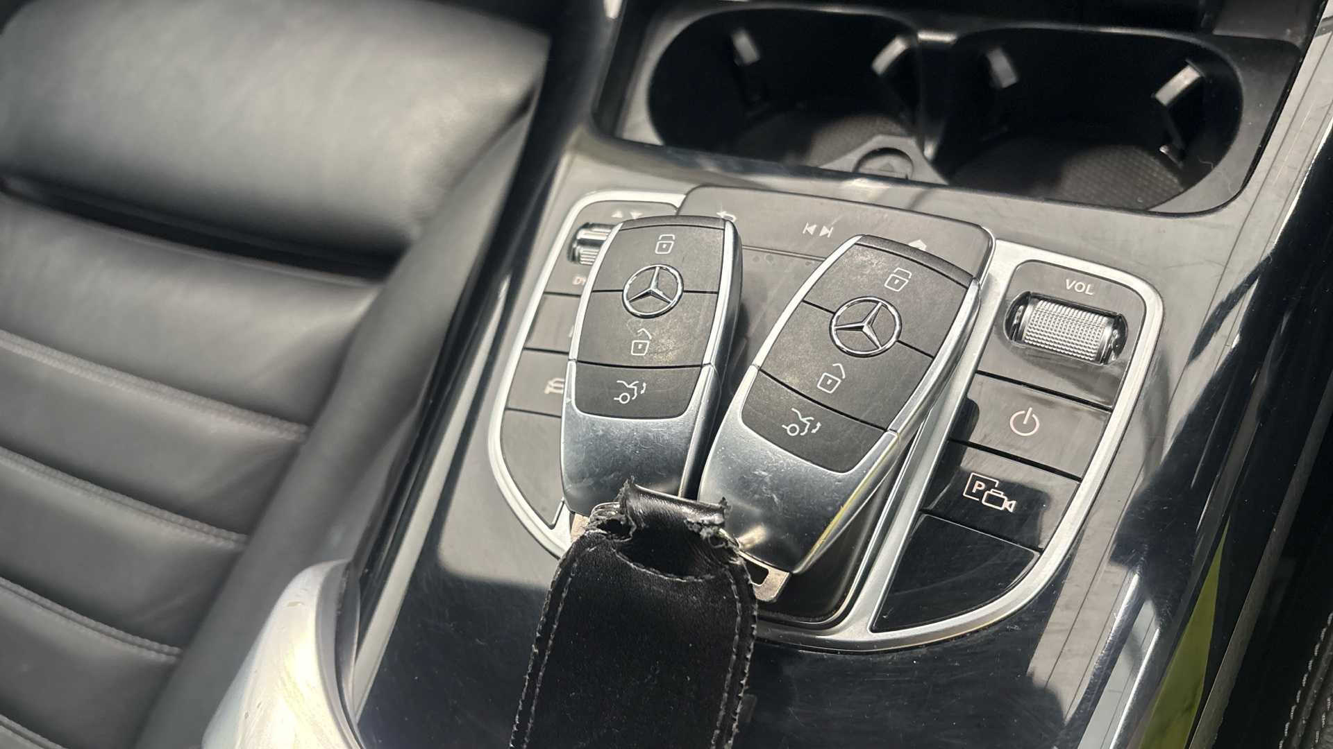 MERCEDES EQC EQC ESTATE EQC 400 300kW AMG Line 80kWh 5dr Auto